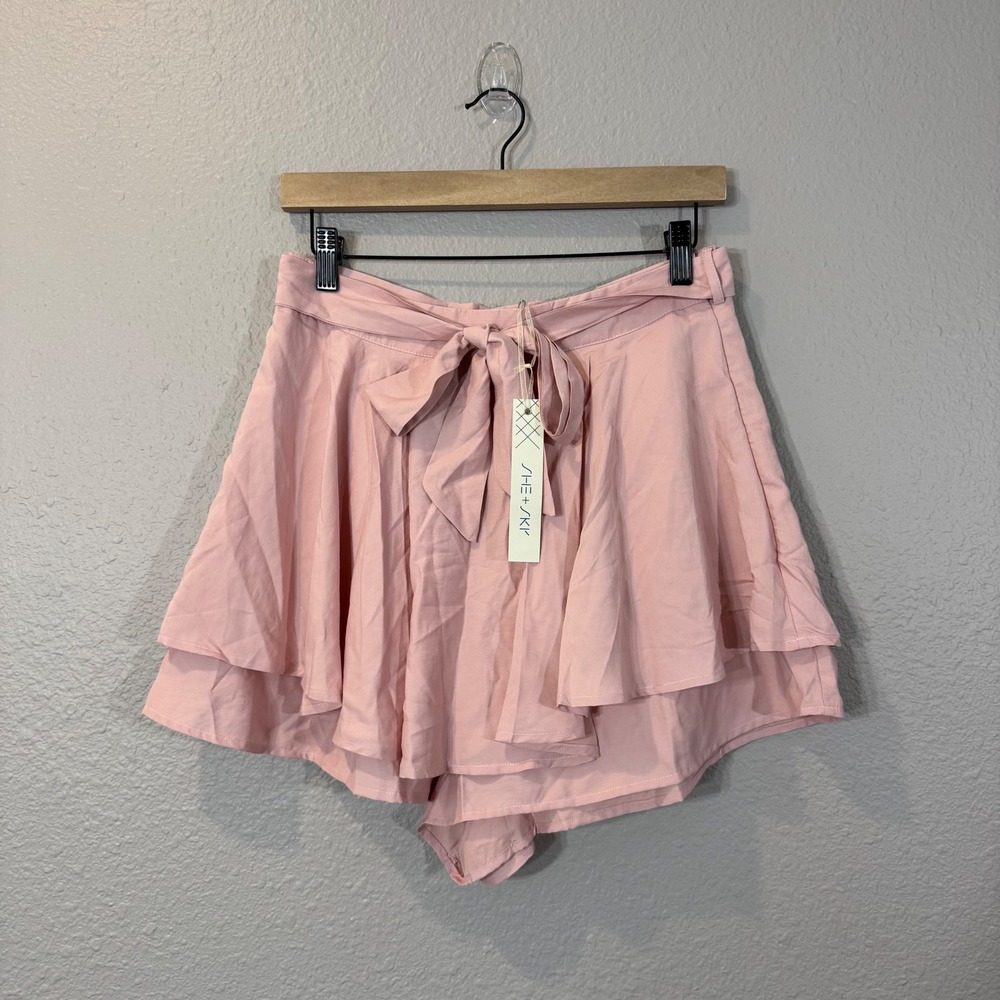 NWT SHE+SKY Women's Size M Pink Tiered Ruffle Tie Waist Skort SS9420